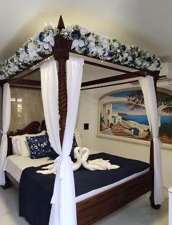 חדרה Ahuzat Shaul Seaside Honeymoon Suite מראה חיצוני תמונה